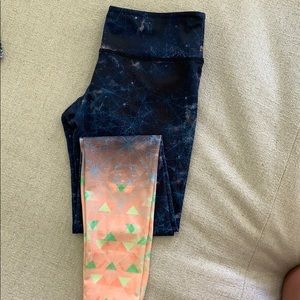 Onzie blue galaxy leggings size M/L